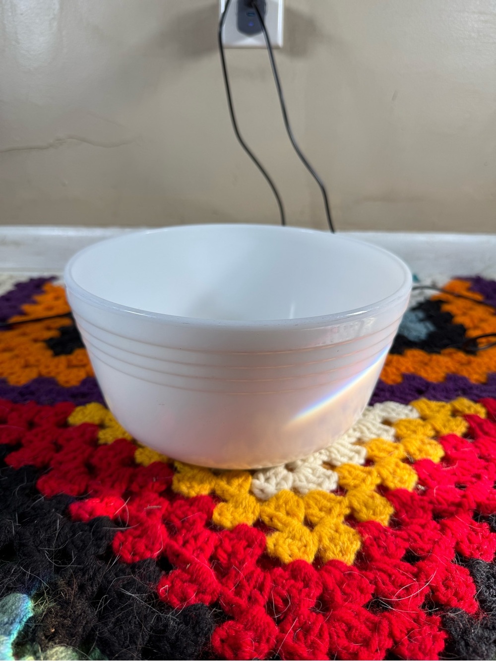 Vintage Pyrex Hamilton Beach Large 8.5” White Milk Glass Mixing Bowl